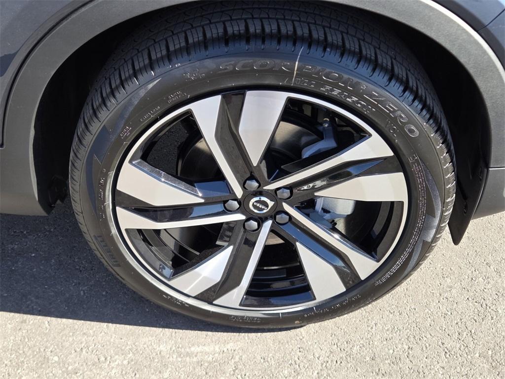 new 2026 Volvo XC40 car, priced at $51,975