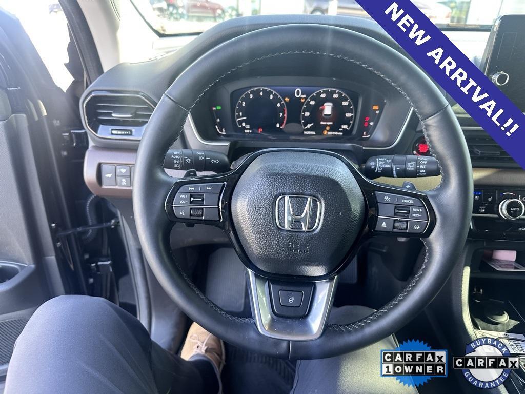 used 2025 Honda Pilot car, priced at $50,931