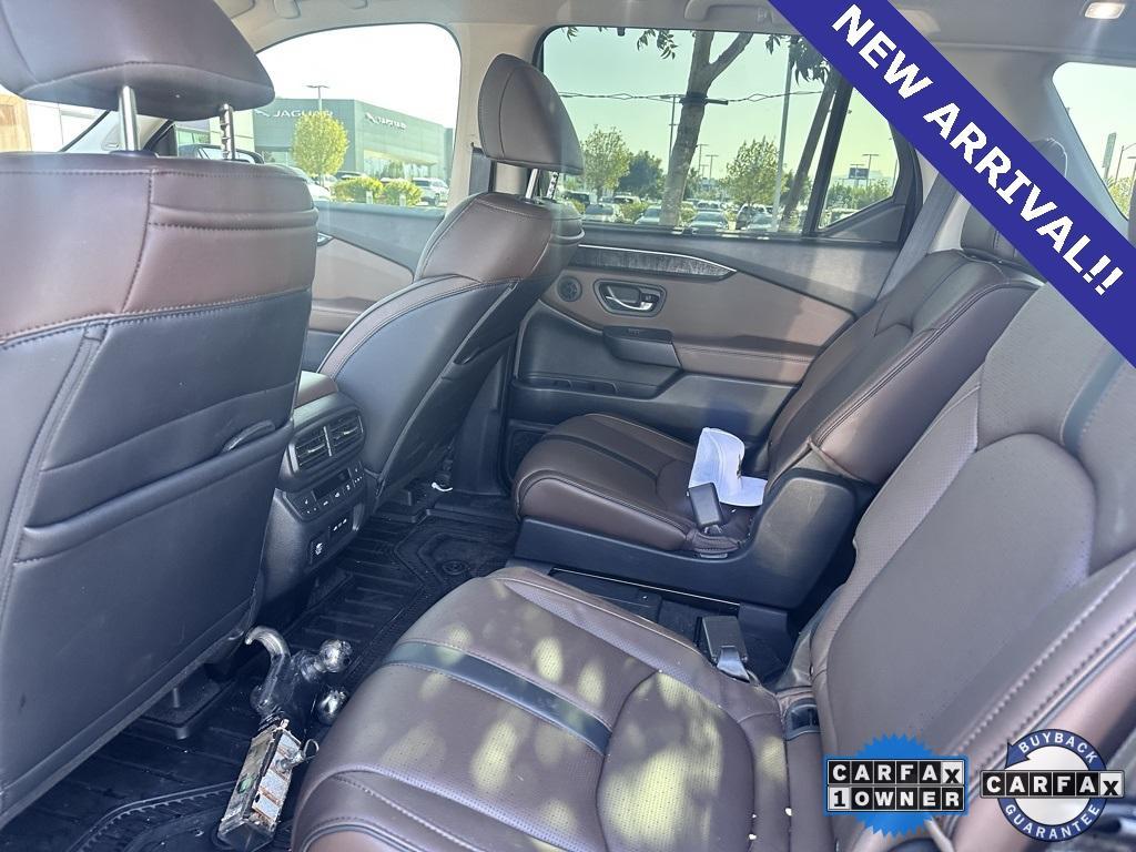 used 2025 Honda Pilot car, priced at $50,931