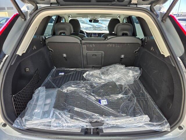 new 2025 Volvo XC60 Plug-In Hybrid car, priced at $66,235
