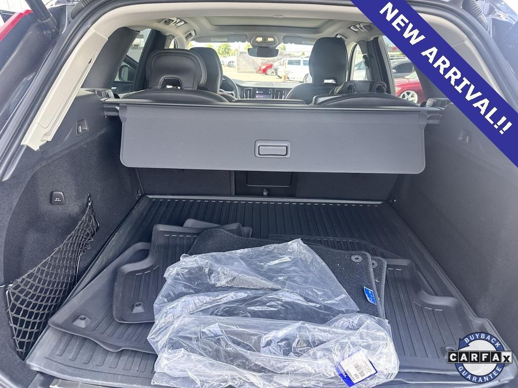 used 2022 Volvo XC60 car, priced at $39,336