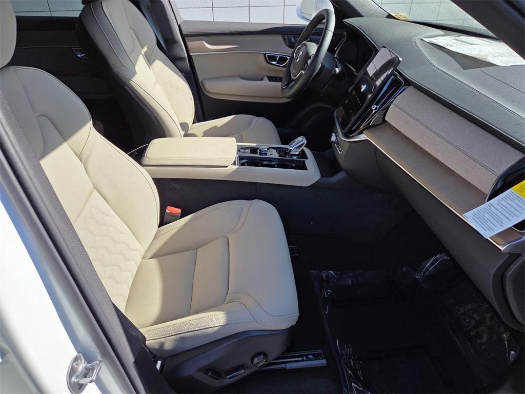new 2026 Volvo XC90 car, priced at $68,825
