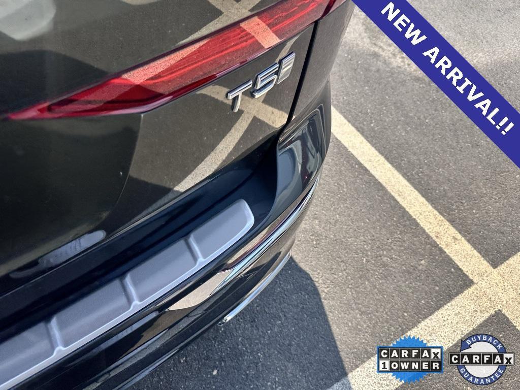 used 2020 Volvo XC60 car, priced at $22,498