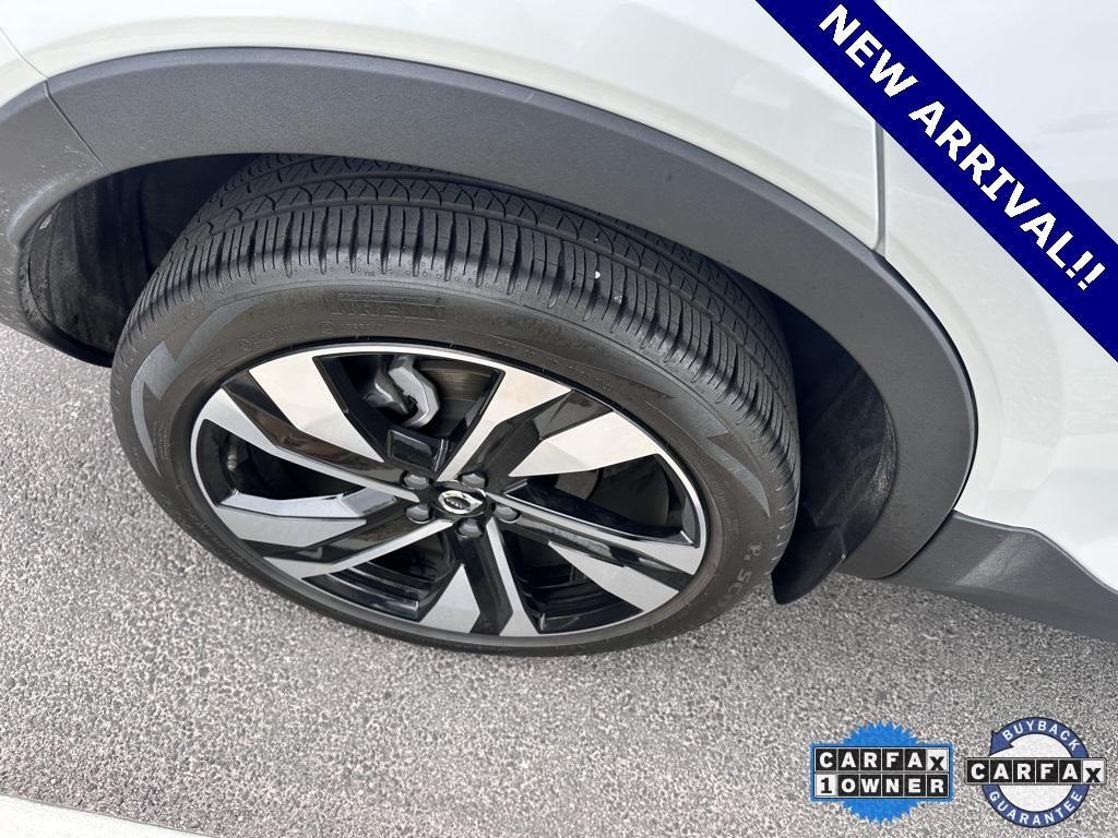 used 2023 Volvo XC40 car, priced at $31,597