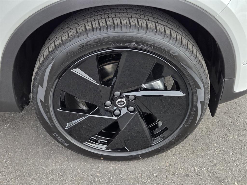 new 2026 Volvo XC40 car, priced at $52,625