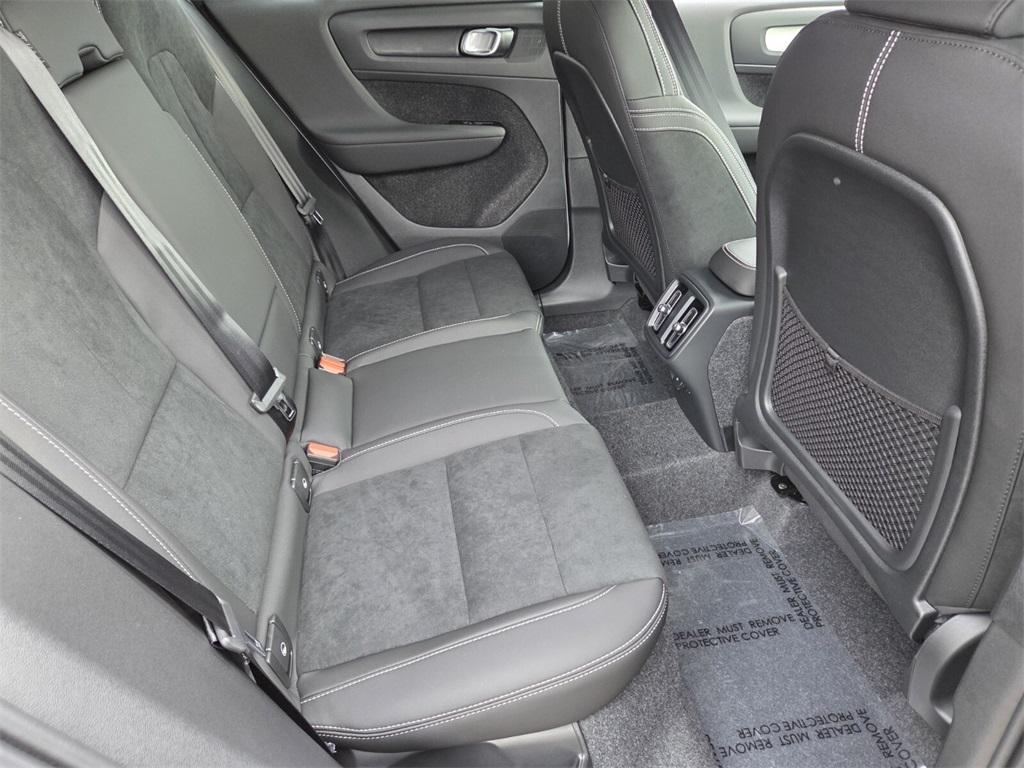 new 2026 Volvo XC40 car, priced at $52,625