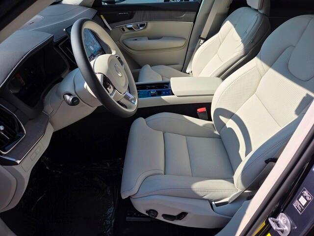 new 2026 Volvo XC90 car, priced at $82,625