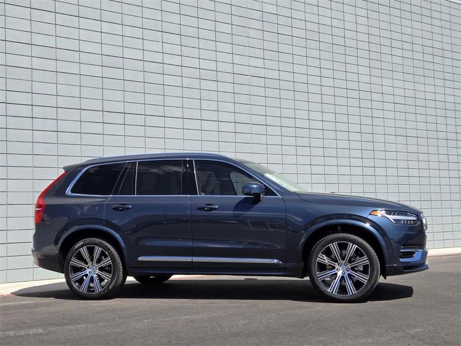 new 2025 Volvo XC90 Plug-In Hybrid car