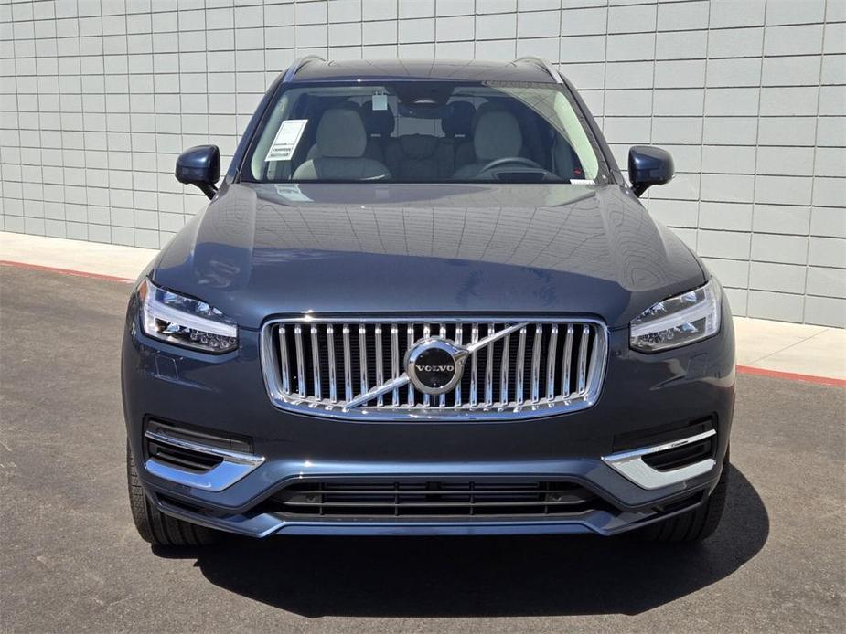 new 2025 Volvo XC90 Plug-In Hybrid car