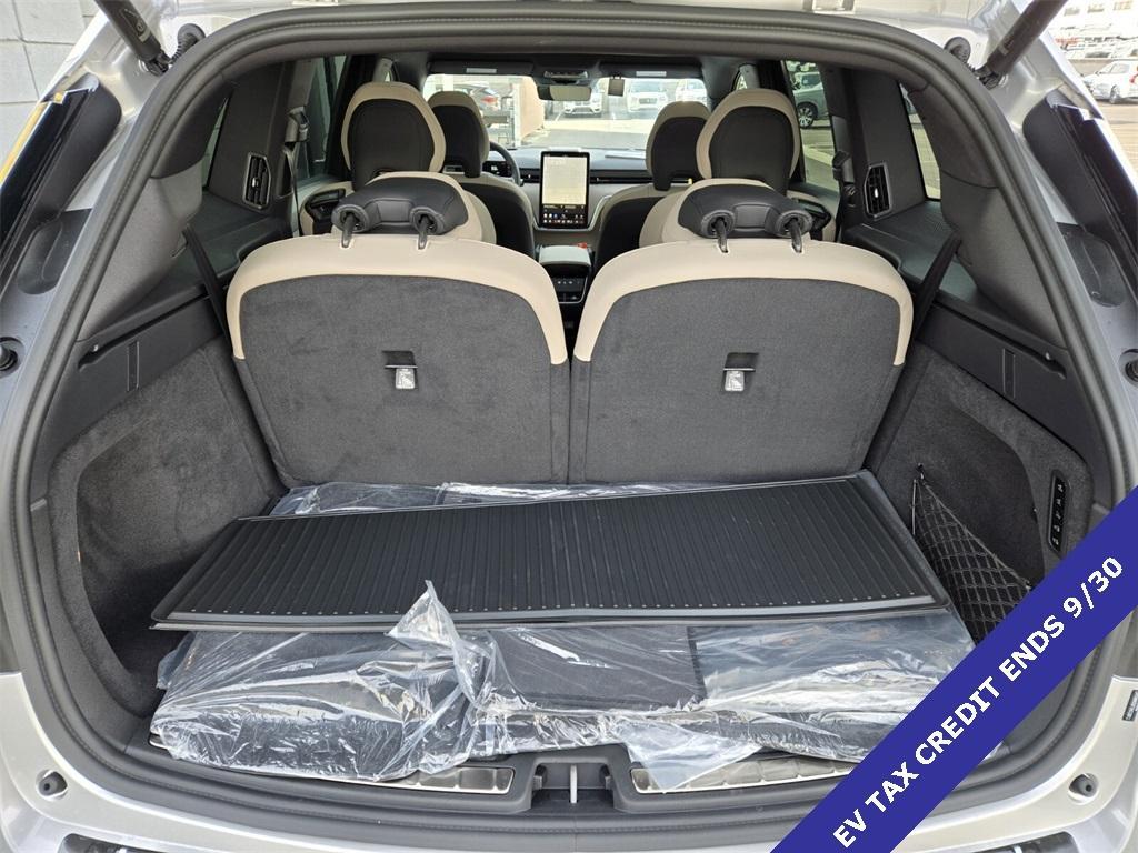 new 2025 Volvo EX90 car, priced at $84,069