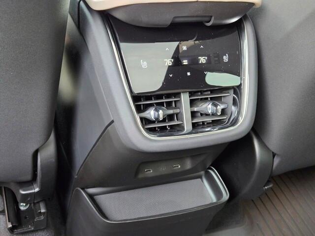 new 2025 Volvo EX90 car, priced at $96,420