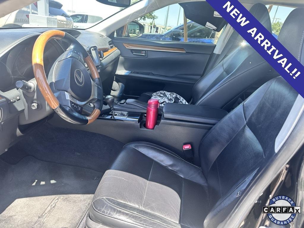 used 2014 Lexus ES 300h car, priced at $13,684