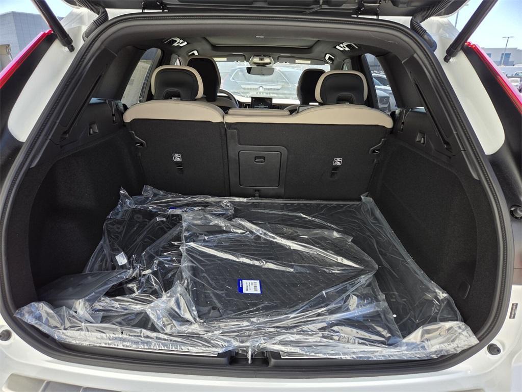 new 2026 Volvo XC60 car, priced at $54,985