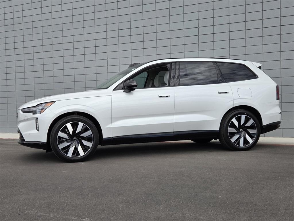 new 2025 Volvo EX90 car, priced at $79,445