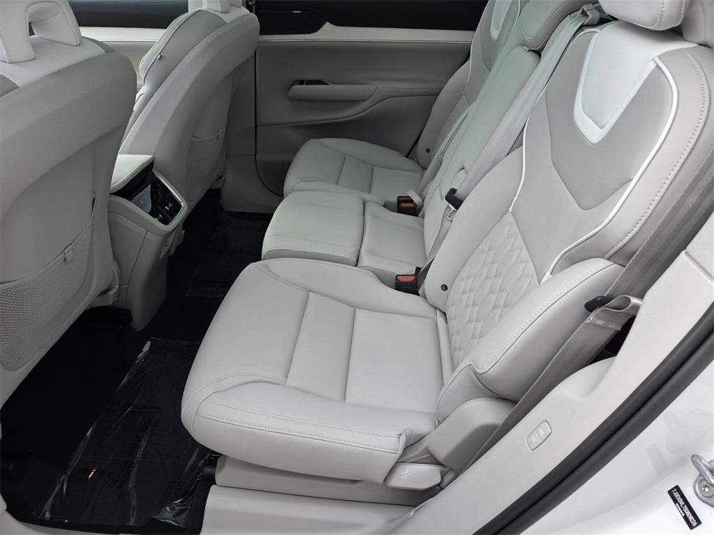 new 2025 Volvo EX90 car, priced at $79,445