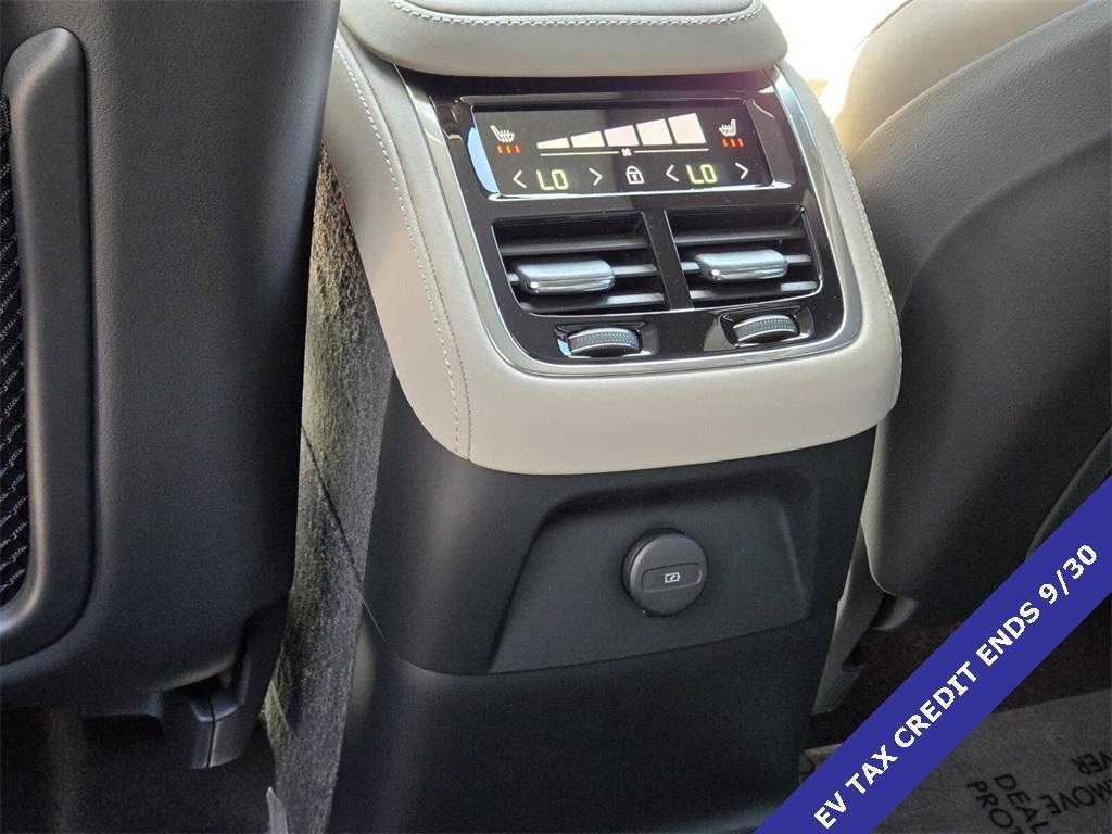 new 2025 Volvo XC90 Plug-In Hybrid car, priced at $76,474