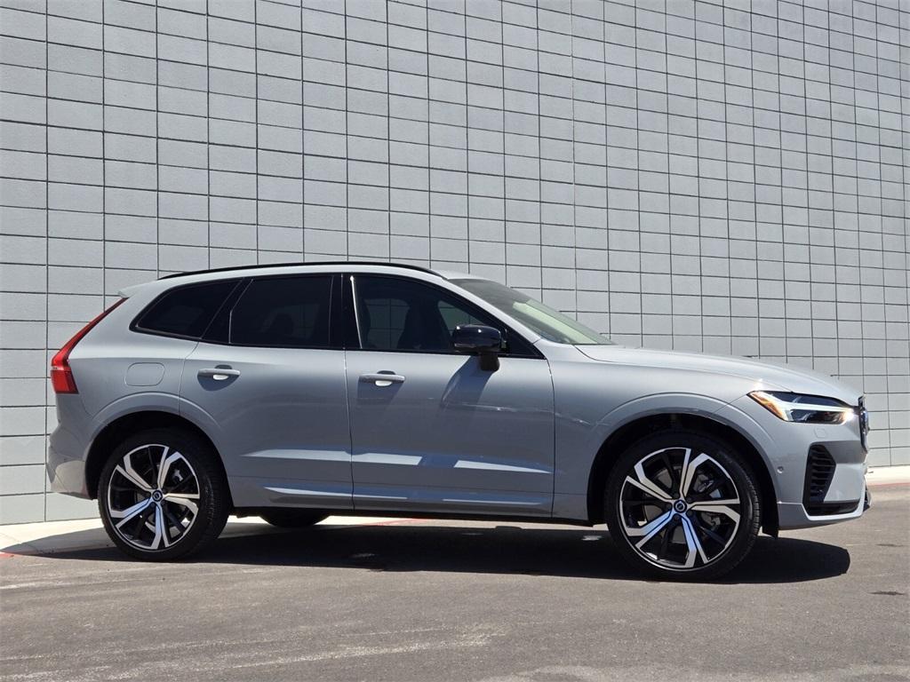 new 2025 Volvo XC60 Plug-In Hybrid car, priced at $72,465