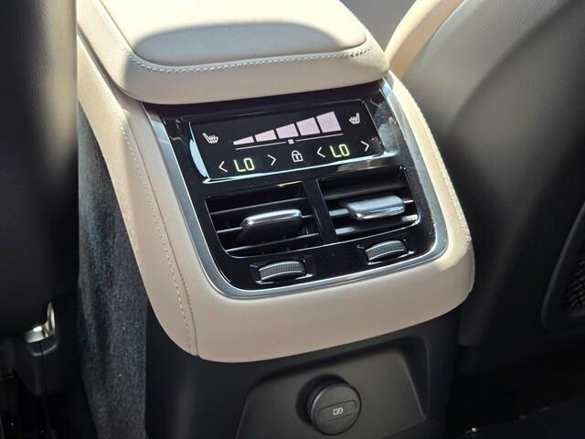 new 2026 Volvo XC90 Plug-In Hybrid car, priced at $82,625