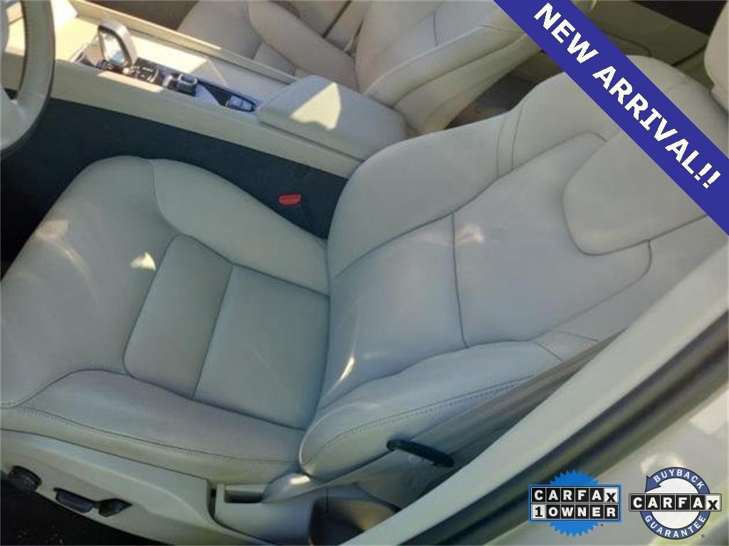 used 2023 Volvo XC60 car, priced at $32,975