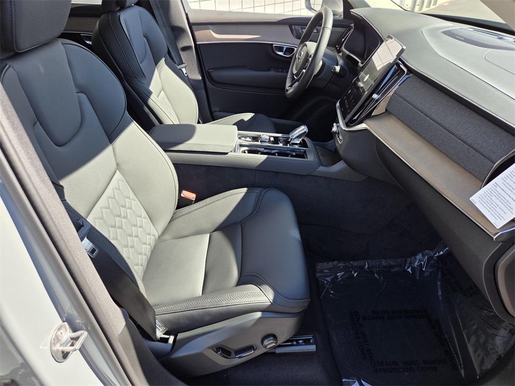 new 2026 Volvo XC90 Plug-In Hybrid car, priced at $78,875