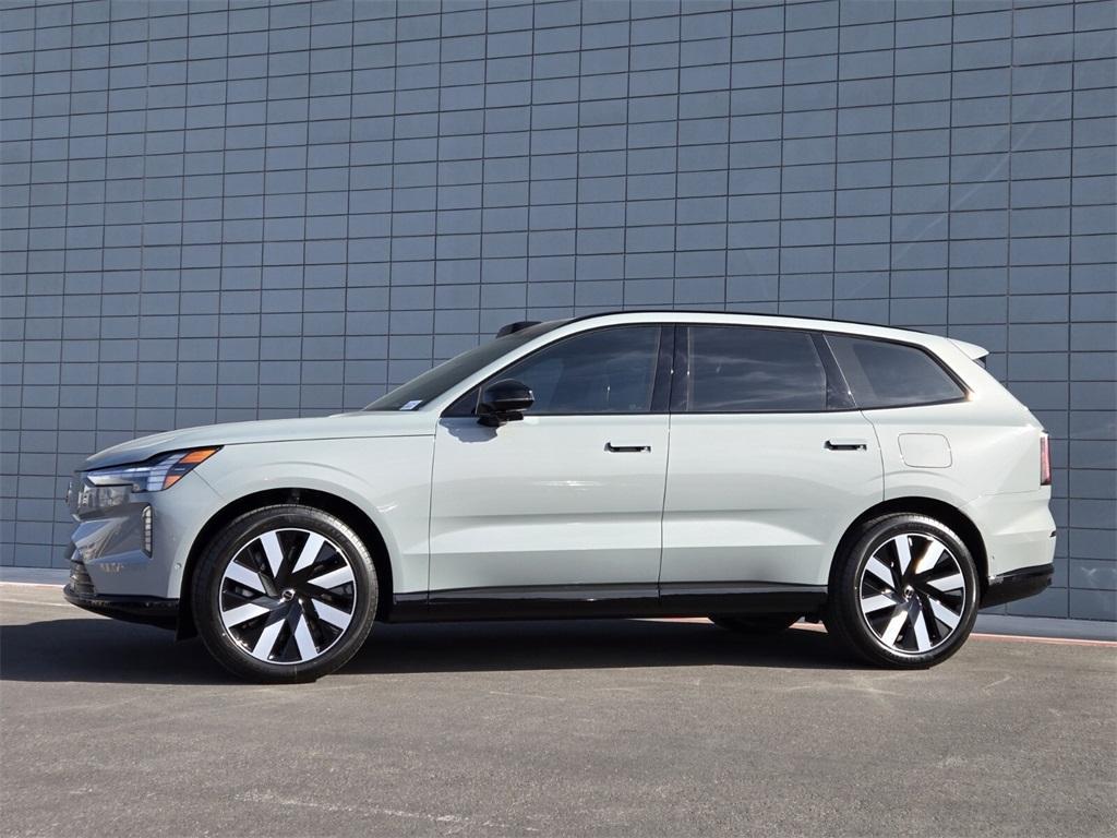 new 2025 Volvo EX90 car, priced at $86,721