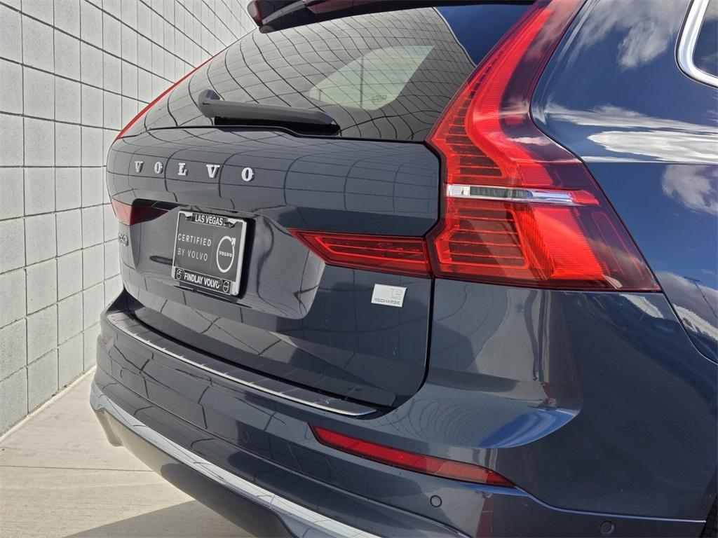 used 2022 Volvo XC60 Recharge Plug-In Hybrid car, priced at $42,984