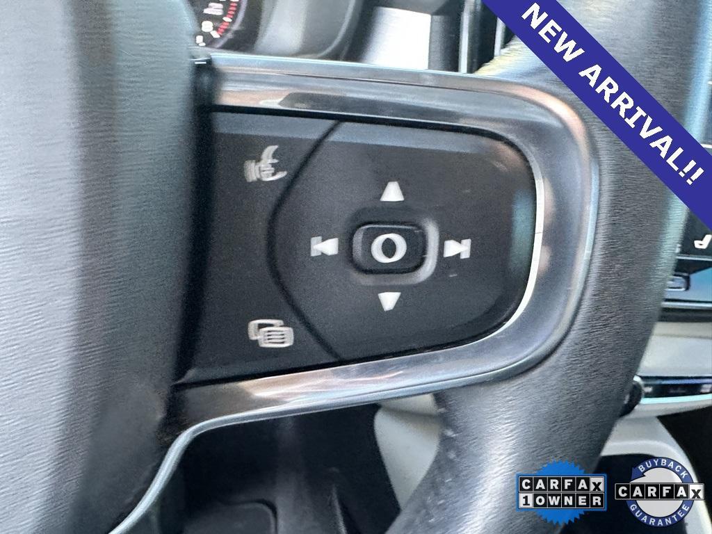 used 2021 Volvo XC40 car, priced at $24,578