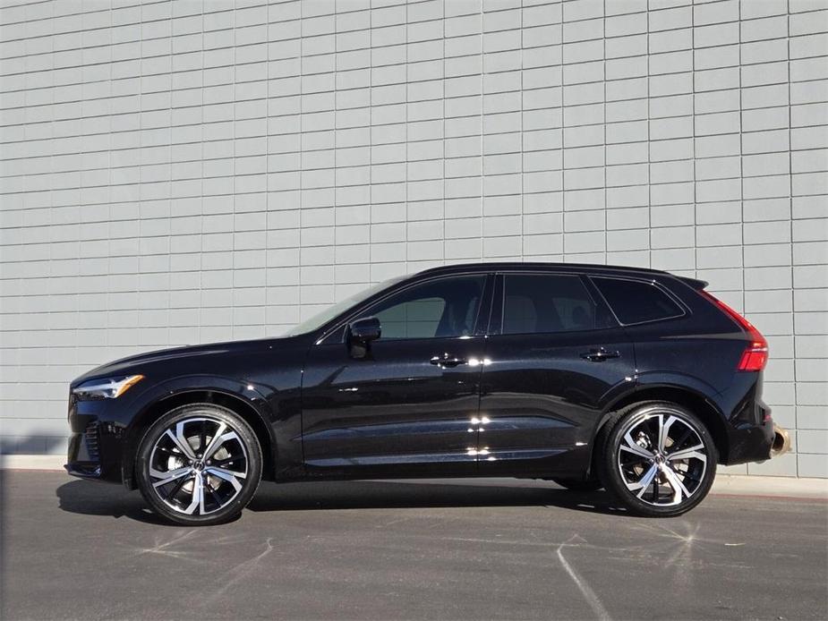 new 2025 Volvo XC60 car, priced at $59,135