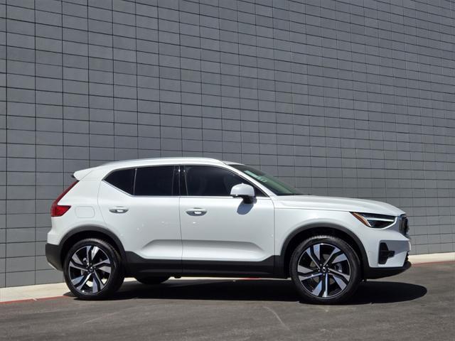 new 2024 Volvo XC40 car, priced at $51,005