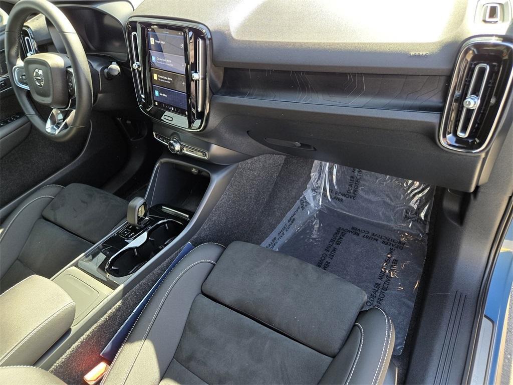 used 2023 Volvo C40 Recharge Pure Electric car, priced at $35,745