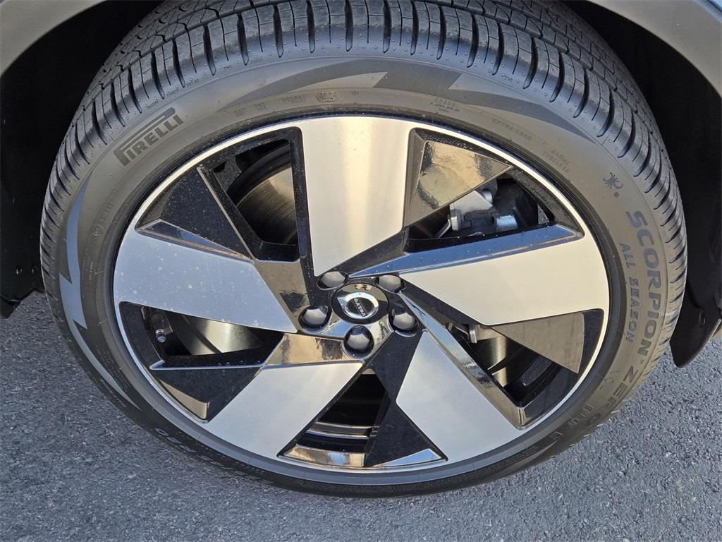 used 2023 Volvo C40 Recharge Pure Electric car, priced at $35,745