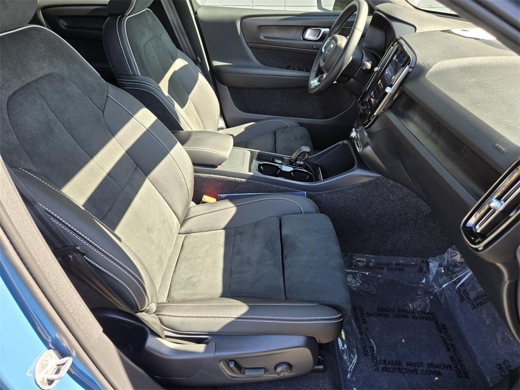 used 2023 Volvo C40 Recharge Pure Electric car, priced at $35,745