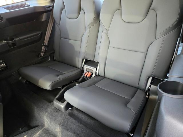 new 2025 Volvo XC90 car, priced at $61,101