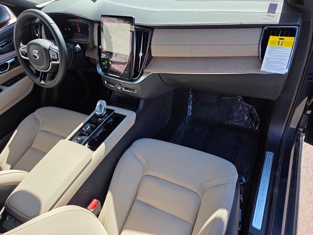new 2026 Volvo XC90 Plug-In Hybrid car, priced at $77,645