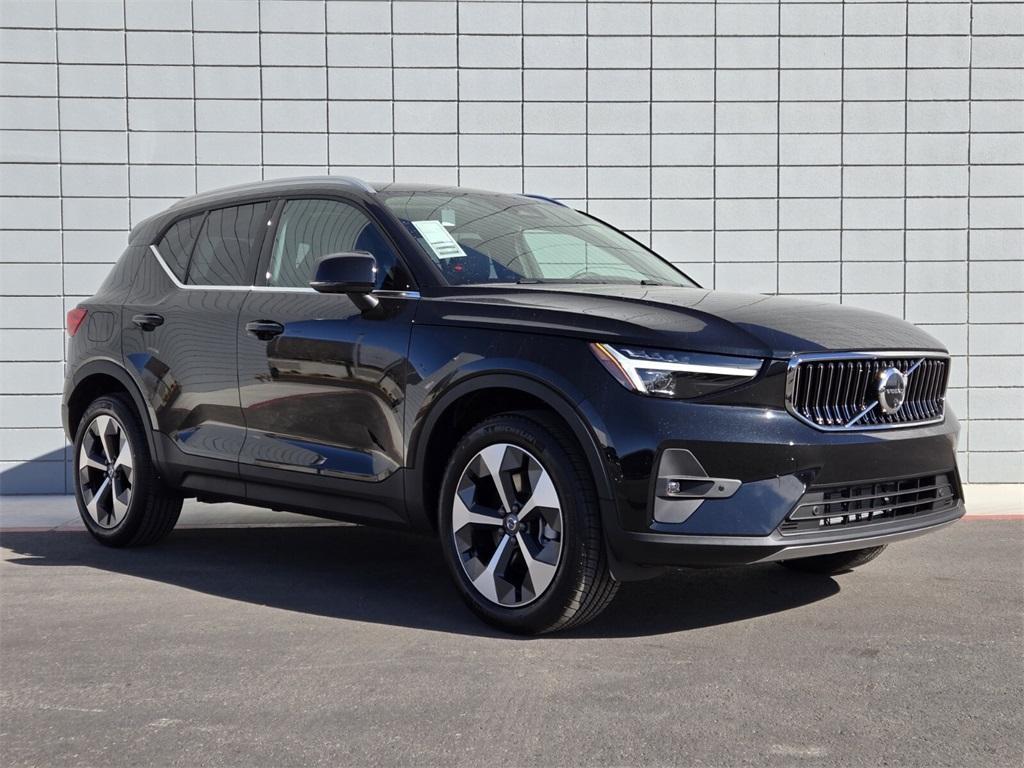 new 2025 Volvo XC40 car, priced at $48,335