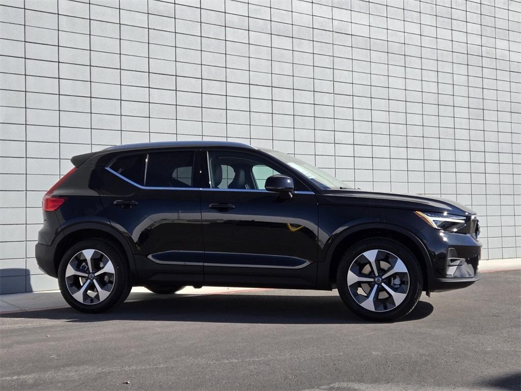 new 2025 Volvo XC40 car, priced at $48,335