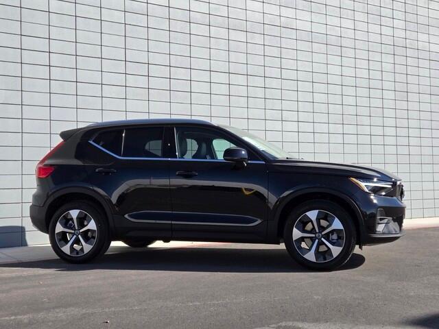 new 2025 Volvo XC40 car, priced at $47,335