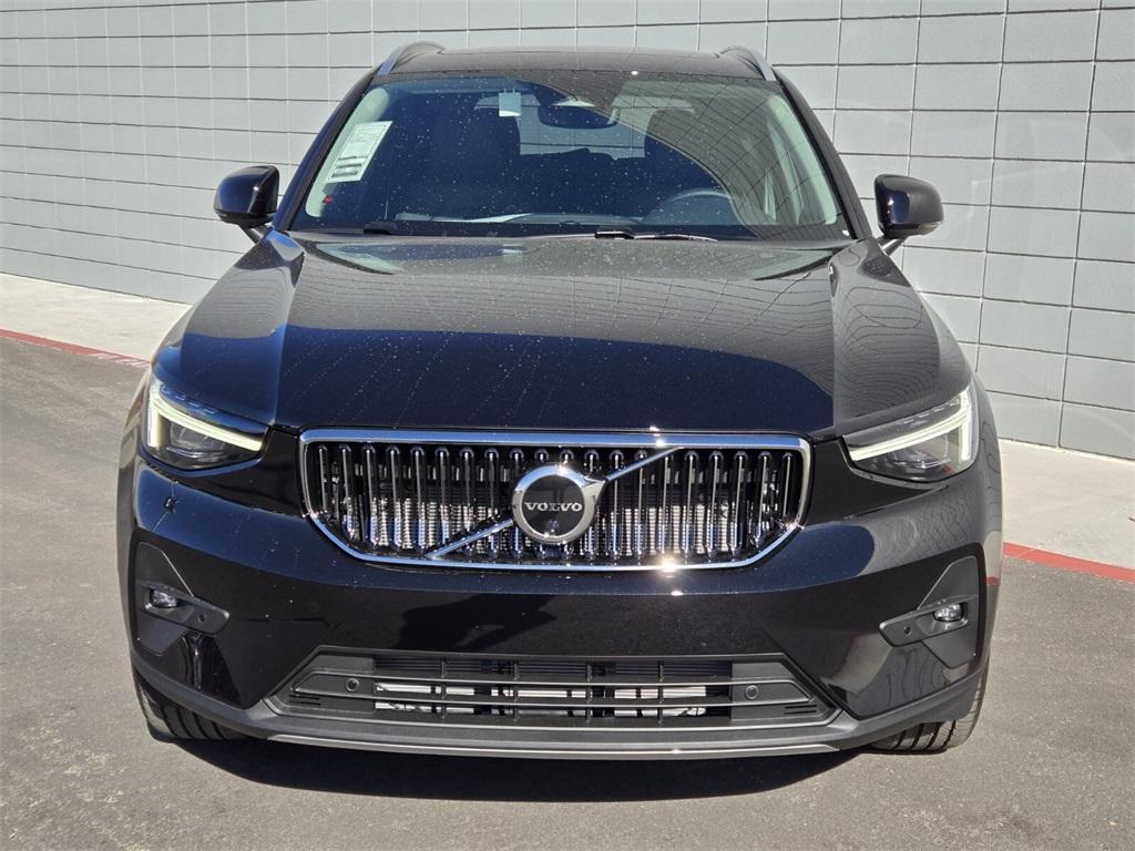 new 2025 Volvo XC40 car, priced at $48,335