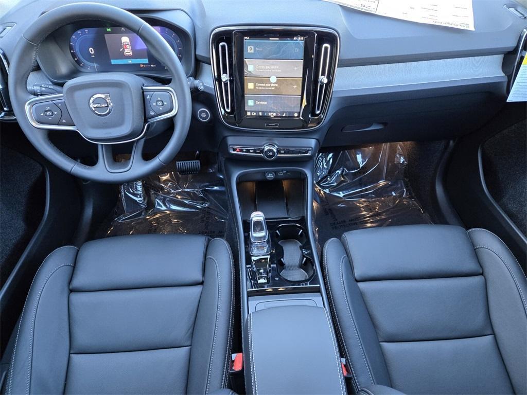 new 2025 Volvo XC40 car, priced at $48,335