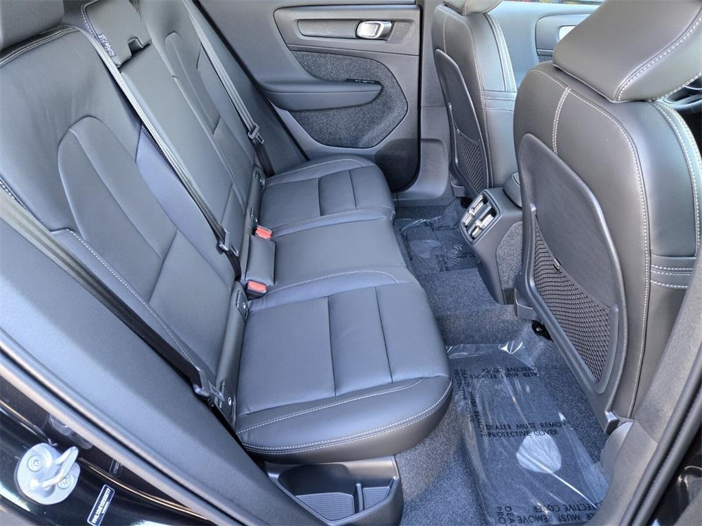 new 2025 Volvo XC40 car, priced at $48,335