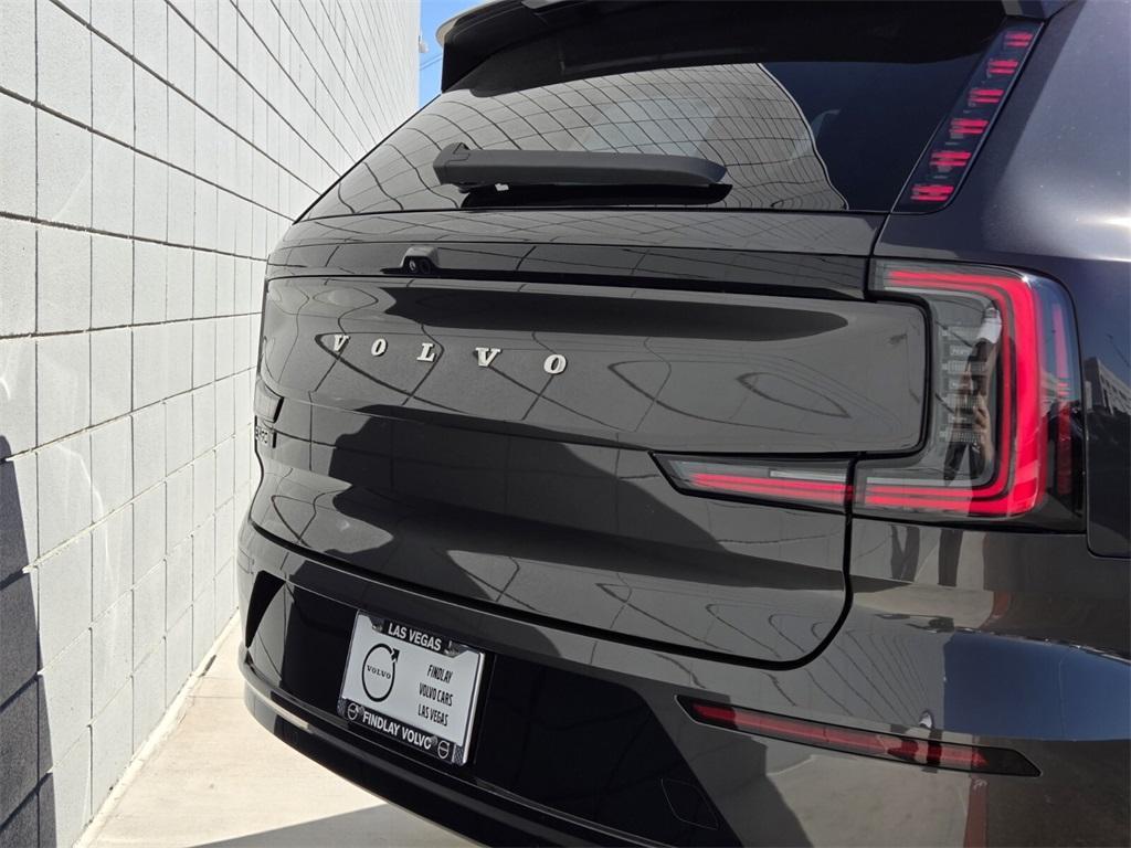 new 2025 Volvo EX90 car, priced at $75,335