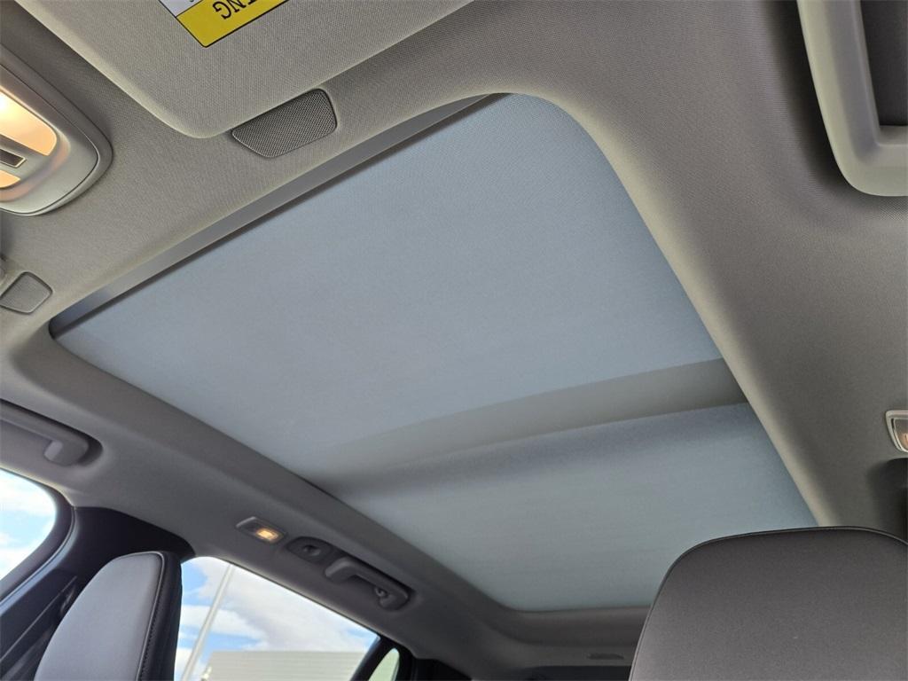 new 2025 Volvo XC90 Plug-In Hybrid car, priced at $75,765