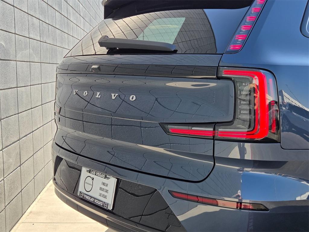new 2025 Volvo EX90 car, priced at $83,205
