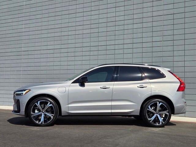 new 2025 Volvo XC60 car