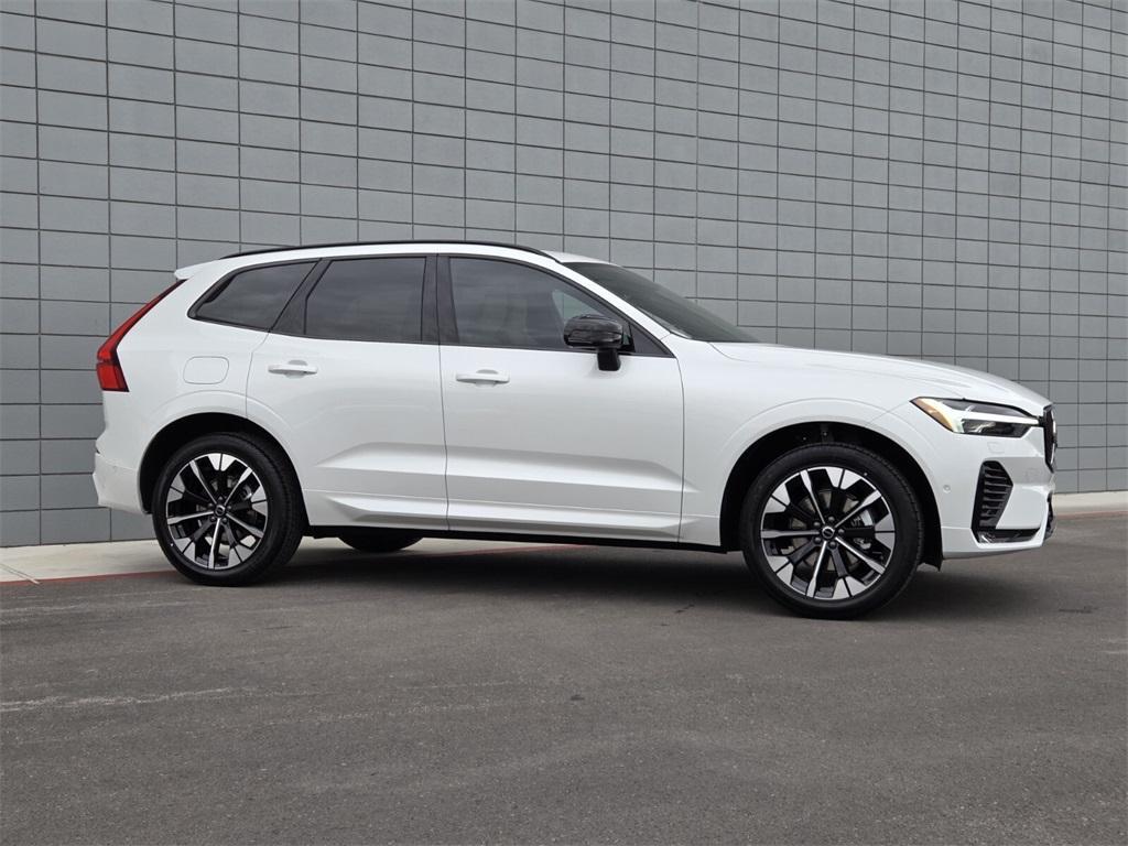 new 2026 Volvo XC60 car, priced at $54,985