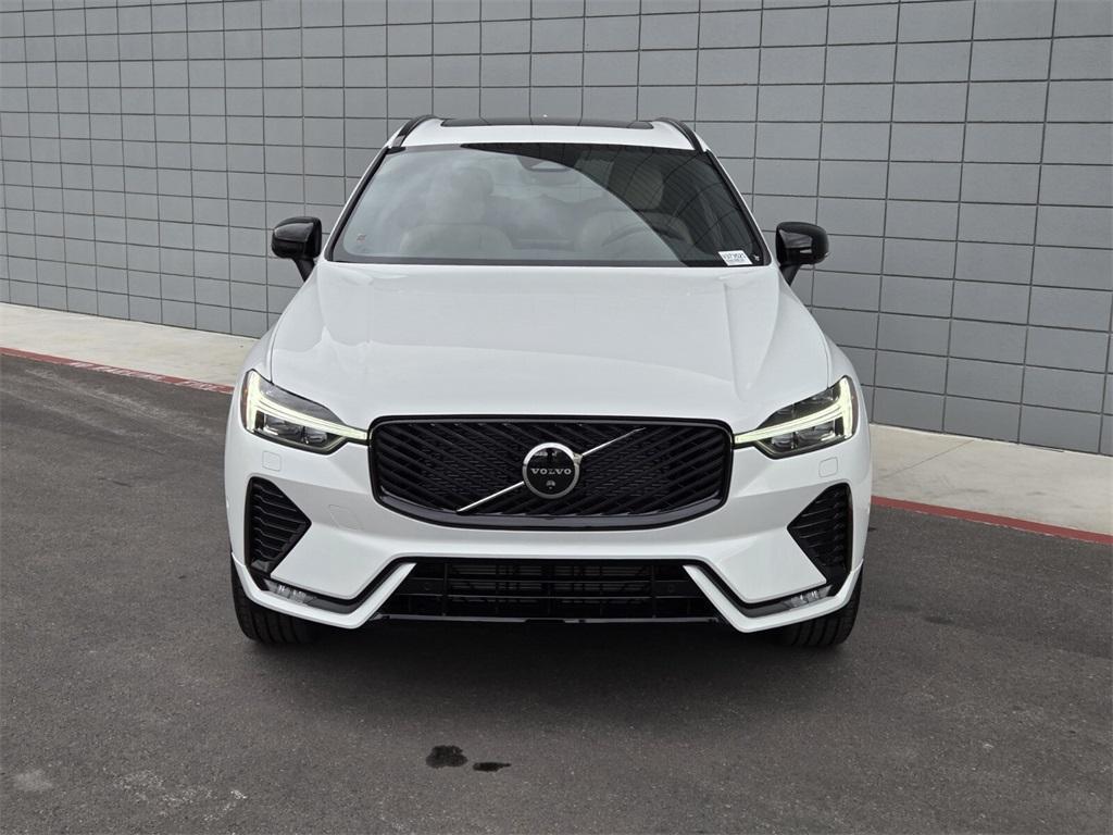 new 2026 Volvo XC60 car, priced at $54,985