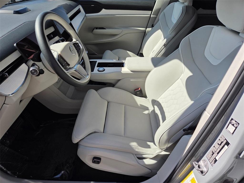 used 2025 Volvo EX90 car, priced at $63,984