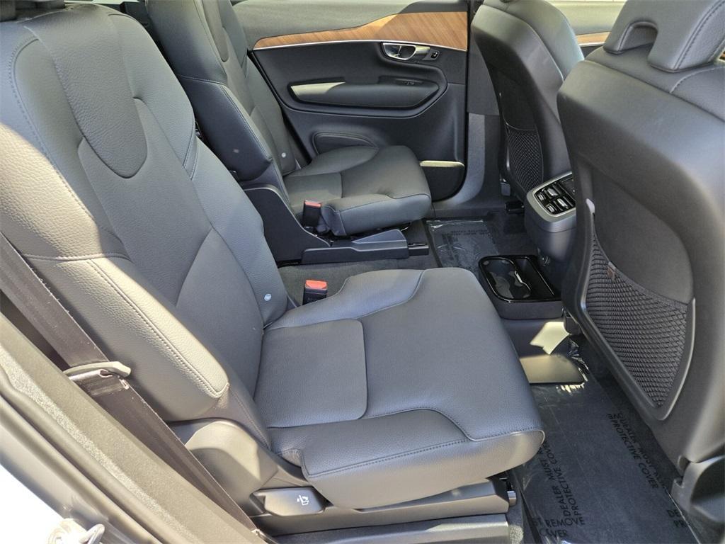 new 2025 Volvo XC90 car, priced at $63,451