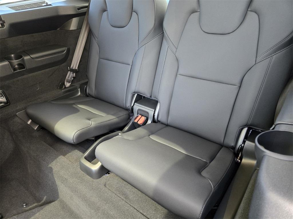 new 2025 Volvo XC90 Plug-In Hybrid car, priced at $74,426