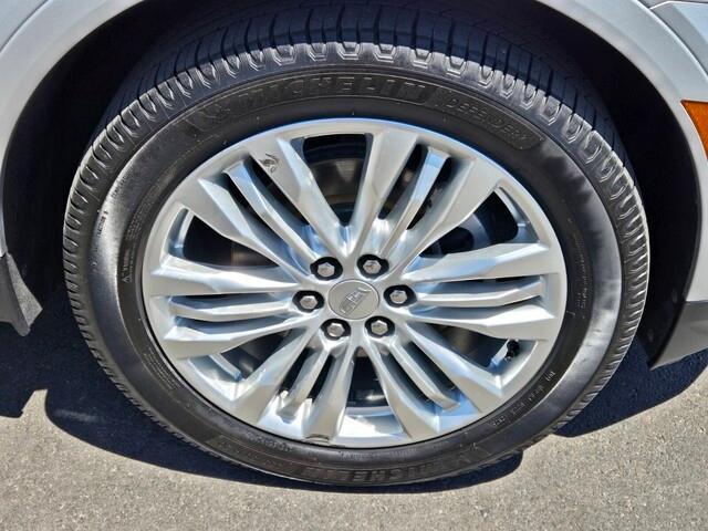 used 2019 Cadillac XT5 car, priced at $19,484